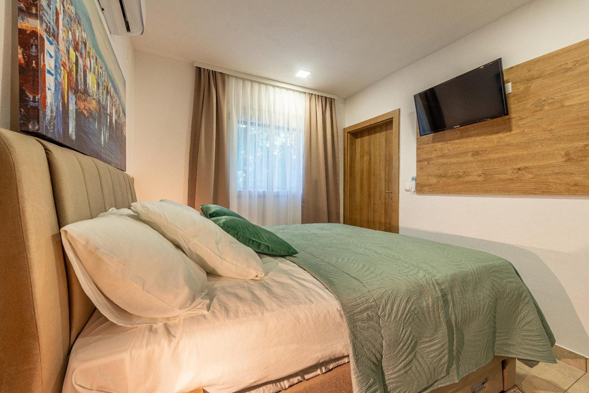 Villa Zora, Starigrad Paklenica, 塞利讷 外观 照片