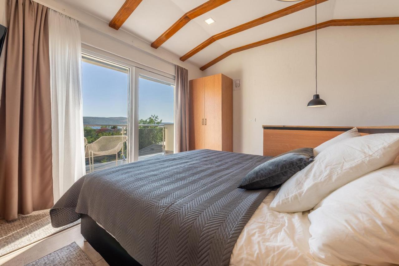 Villa Zora, Starigrad Paklenica, 塞利讷 外观 照片